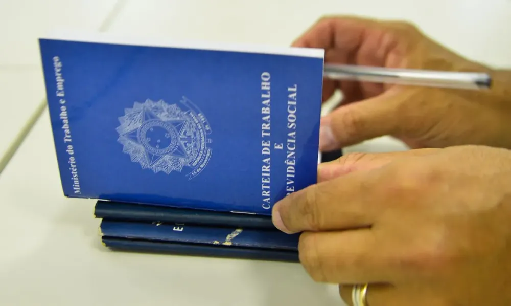 Fim da escala 6x1 pode reduzir PIB em 0,82%, aponta Inter