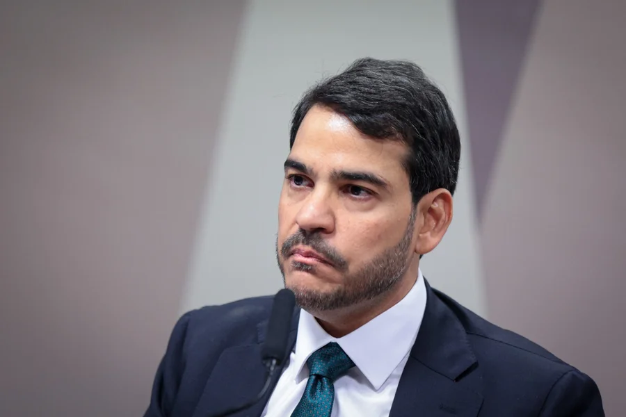 “Office boy da Dilma”: as reações de parlamentares após derrota de Messias