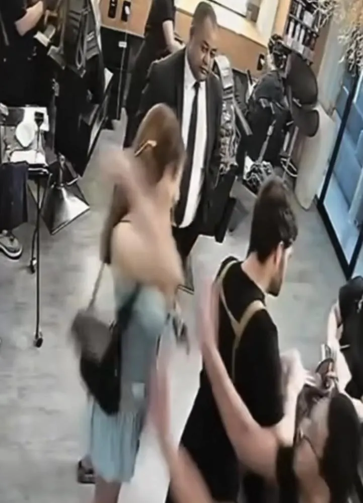 Cliente não gosta do corte de cabelo e tenta matar cabelereiro na zona oeste de SP