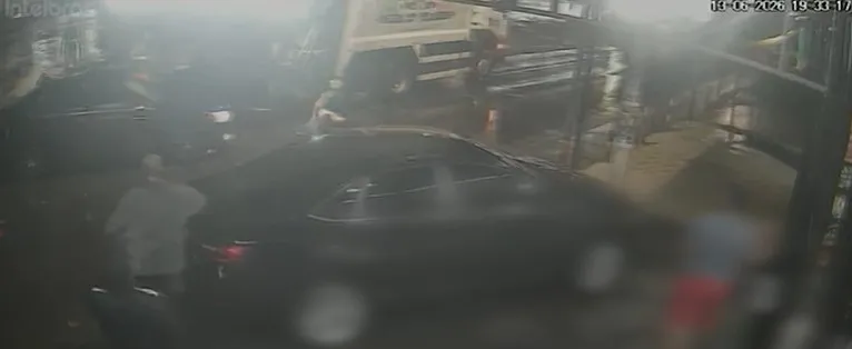 Motorista embriagado atropela funcionário do SLU durante trabalho em Taguatinga (DF)